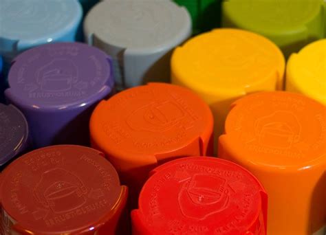 Rust-Oleum Tips and tricks web site. | Rustoleum spray paint colors, Spray paint colors ...