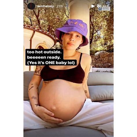 Pregnant Halsey’s Baby Bump Album Ahead of 1st Child’s Arrival: Pics