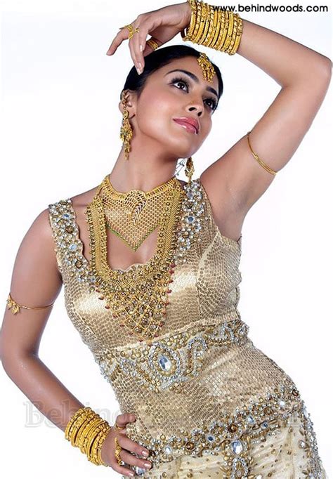 SHRIYA SARAN - Behindwoods.com Shriya Saran Actress Gallery Shriya Saran Images Stills Shriya ...