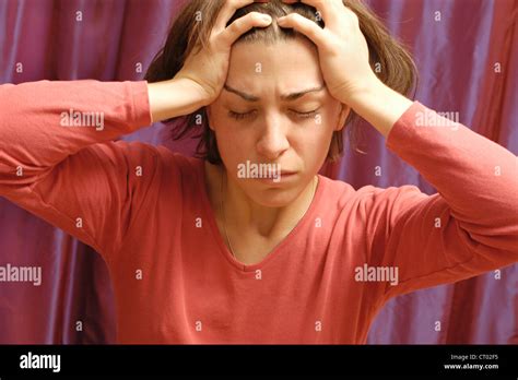 WOMAN WITH HEADACHE Stock Photo - Alamy