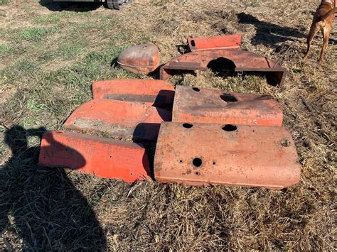 Allis-Chalmers Tractor Sheet Metal Parts BigIron Auctions