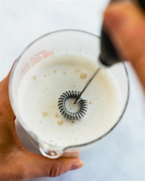 How To Make Frothy Coffee With A Frother / The Science Of Frothing How To Make Your Own Milk ...