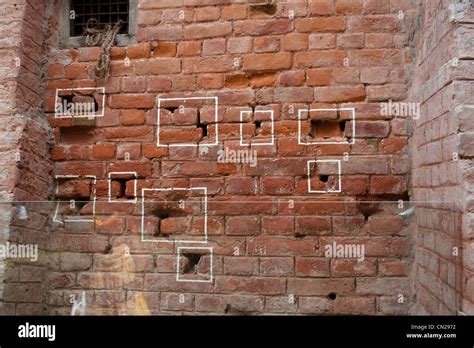 Bullet marks jallianwala bagh hi-res stock photography and images - Alamy