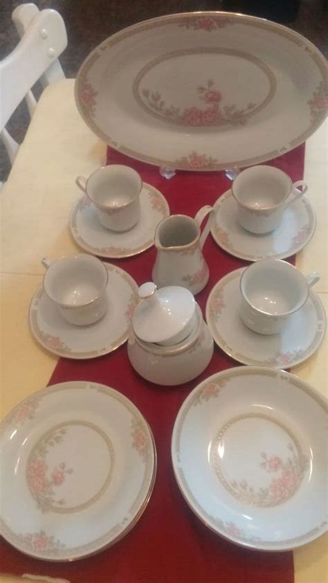 Crown Ming fine China Jian Shiang Christina Pattern for Sale in Summerville, SC - OfferUp