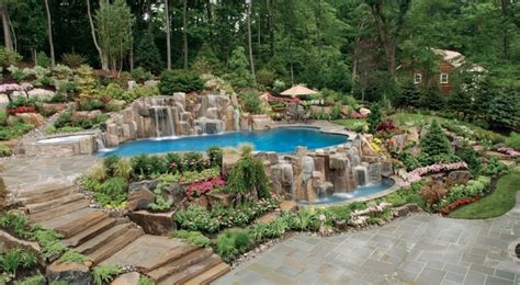 The Best Plants for Swimming Pool Landscaping - Roedell's Landscaping