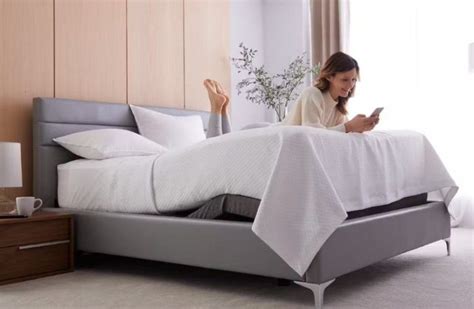 Saatva Adjustable Bed Review 2024 - Buy or Avoid?