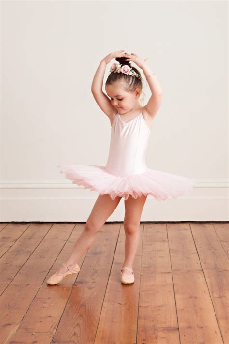 Ballerina Girl Posing - Maple Gallery Photography