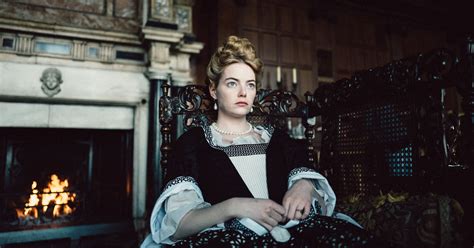 Emma Stone Reveals The Hilarious Truth Behind 'The Favourite's' Steamiest Scene | HuffPost