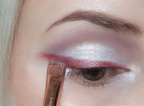 Dark Red Eyeliner/Holiday Party Tutorial - Beauty Conspirator