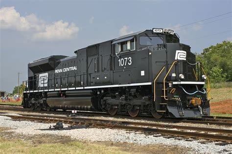 Train Photos - NS 1073 | Norfolk southern, New york central railroad, Train