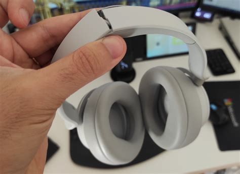 How to fix a broken headband on Surface Headphones - HANDS ON tek