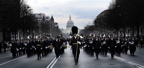 The U.S. Army Ceremonial Band marches down Pennsylvania Avenue during the 2009 Presidential ...