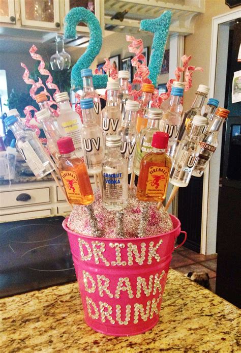 21st alcohol bouquet I made for my best friend! | 21st birthday gifts ...