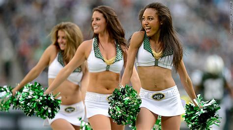 New York Jets settle wage lawsuit with cheerleaders