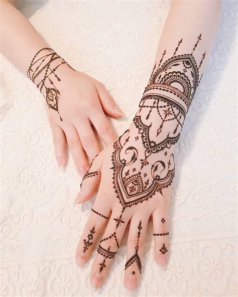 Buy DIVAWOO 12 Sheet Henna Tattoo Stencils, Hand Temporary Tattoo ...