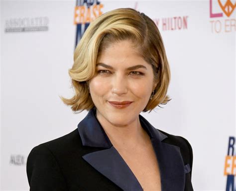 Selma Blair After, Selma Blair Is Spotted Without What Looked To Be An ...