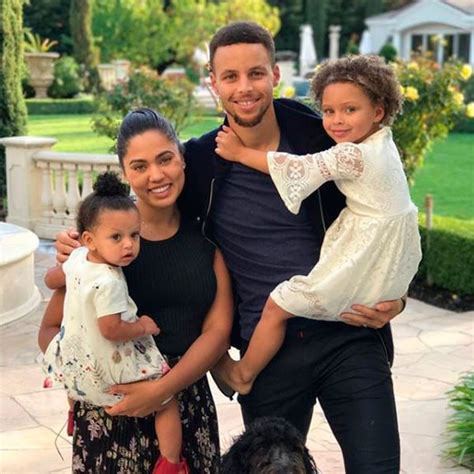 Christmas Cheesin' from Stephen Curry's Cutest Family Moments | E! News