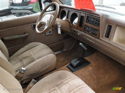 Tan Interior 1988 Ford Bronco Ii Xl Photo 49515509 Gtcarlot Com