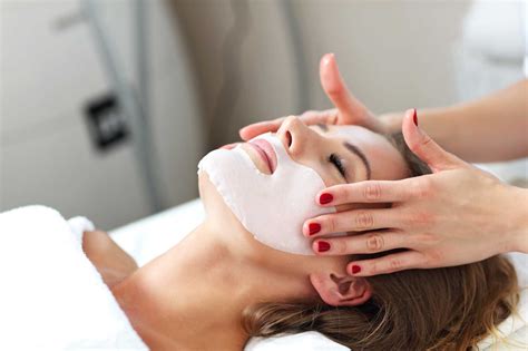 Facial Treatment Facial Benefits - Facial Adviser