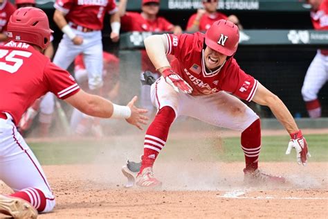 Nebraska baseball upsets No. 1 Arkansas, forces game seven