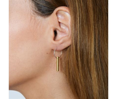 Top 80+ short drop earrings latest - 3tdesign.edu.vn