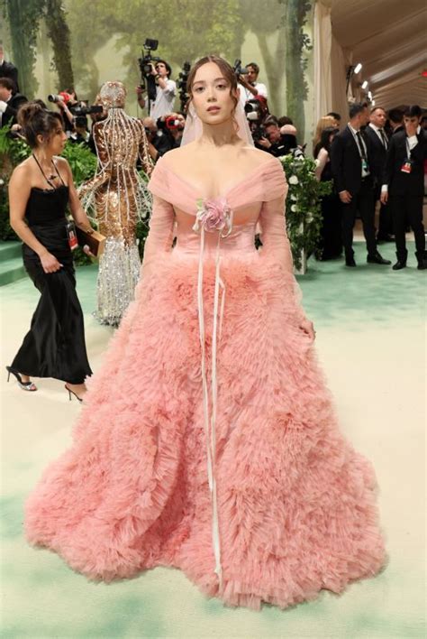 LAUFEY at Met Gala Celebrating Sleeping Beauties: Reawakening Fashion in New York 05/06/2024 ...
