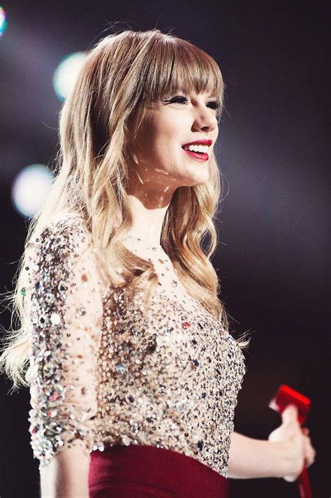 taylor swift red era - Google Search | Taylor swift style, Taylor swift fan, Taylor swift hot
