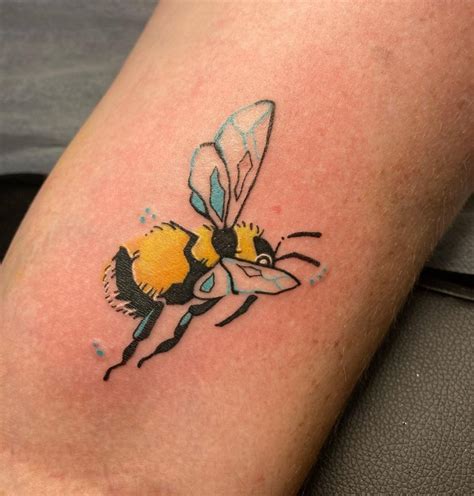 100+ Best Bee Tattoo Designs, Ideas for Men and Women - Hero Tattoo