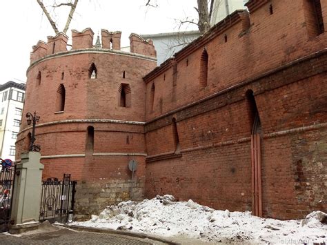 Самое старое здание в москве сохранившиеся до наших дней - фото