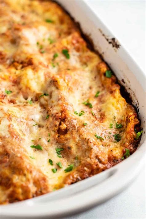 Classic Three Cheese Lasagna Recipe - Build Your Bite