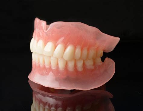 All-on-4® Implants vs. Complete Dentures: Weighing the Pros and Cons of ...