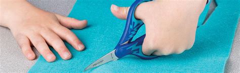 Amazon.com: Fiskars 7" SoftGrip Left-Handed Student Scissors for Kids 12-14 - Left-Handed ...
