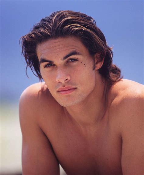 Así lucía Jason Momoa antes de la fama 👀😯 - Chismes Today