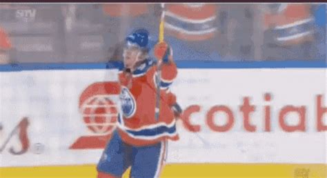 Connor Mcdavid GIF - Connor Mcdavid Penalty - Discover & Share GIFs