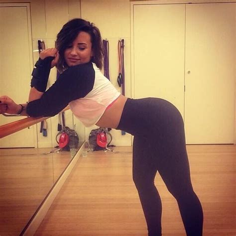 Demi Lovato Body, Demi Lovato Workout, Hottest Celebrities, Beautiful ...