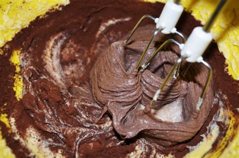 Free Images : cupcake, frosting, dessert, cream, chocolate cake, icing ...