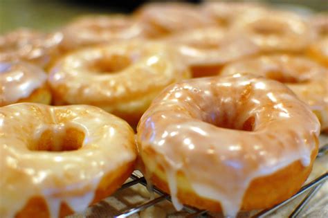 Glazed Donuts - Food Photo (39614129) - Fanpop