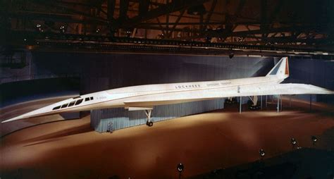 SOME PHOTOS OF L-2000, THE LOCKHEED MACH 3 AIRLINER THAT NEVER WAS | Lockheed, Commercial ...