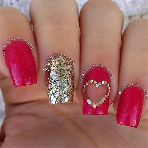 Red And White Valentine Nails / #nail art #valentines day nails #vday nails #heart nails # ...