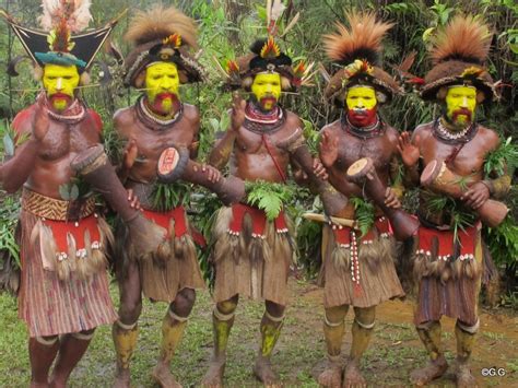 Nature Wonders Gershonized: Papua New Guinea - Huli people Sing Sing