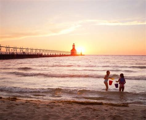 Discover Beautiful Silver Beach in St. Joseph, MI | My Michigan Beach and Michigan Travel