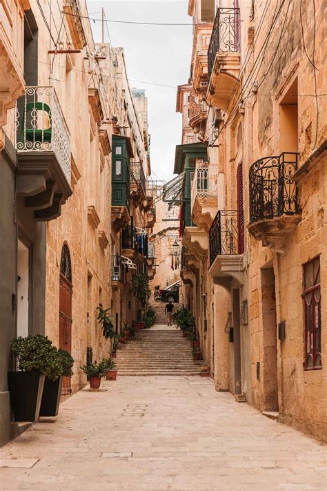 A first timer's travel guide to Malta — Bronwyn Townsend