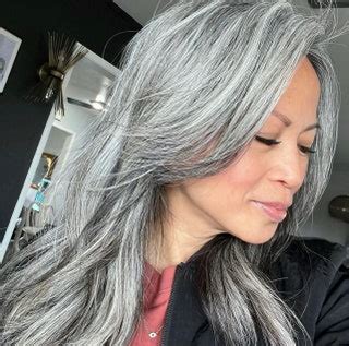Gray Hair Color: 40 Gorgeous Gray Hair Color Ideas for 2023 | Glamour