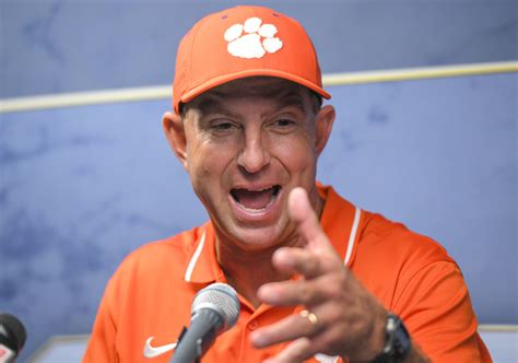 Clemson coach Dabo Swinney poised to tie Frank Howard's all-time wins record - BVM Sports
