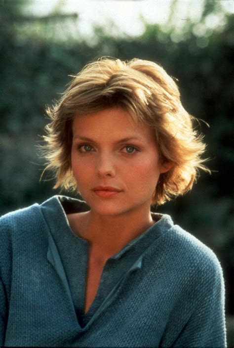 Michelle Pfeiffer Ladyhawke : Michelle Pfeiffer Hd Wallpapers For ...