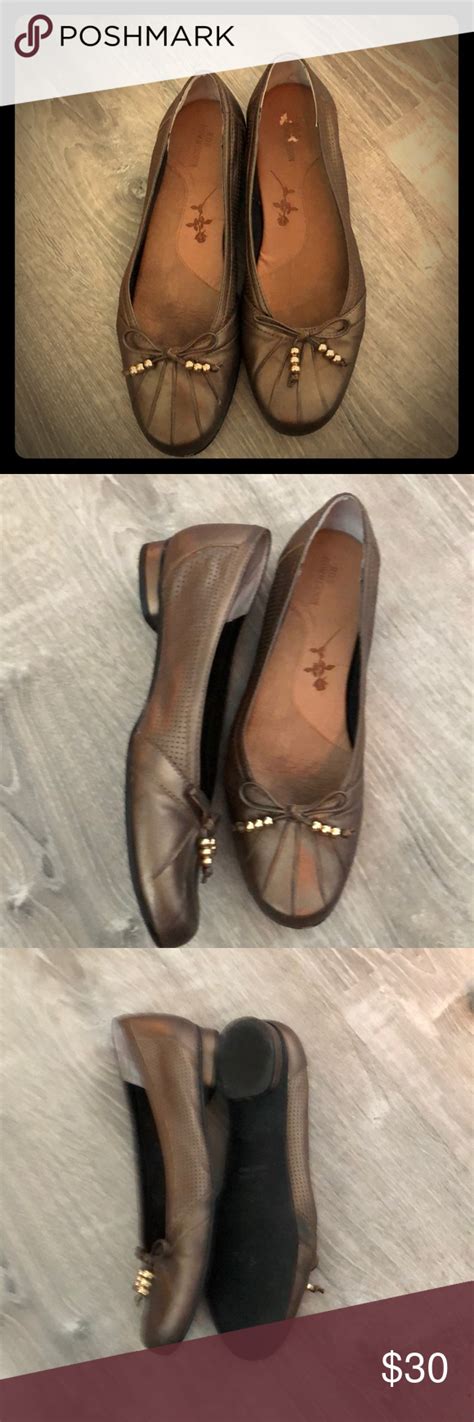 Bronze metallic Ros Hommerson flats | Leather loafers women, Navy shoes ...