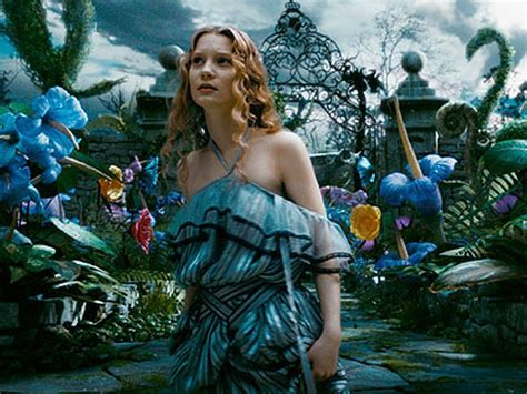 Alice in Tim Burton's 'Alice In Wonderland' - Alice in Wonderland (2010) Photo (7168314) - Fanpop