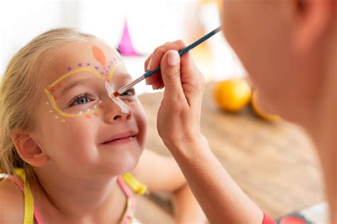 How To Clean Oil Based Face Paint Off Brushes