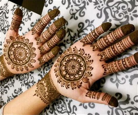 Palm Mehndi Designs - The Circular Palm Design Palm Henna Designs ...