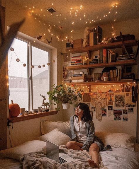 20++ Fairy Lights Cozy Bedroom Aesthetic Room - PIMPHOMEE